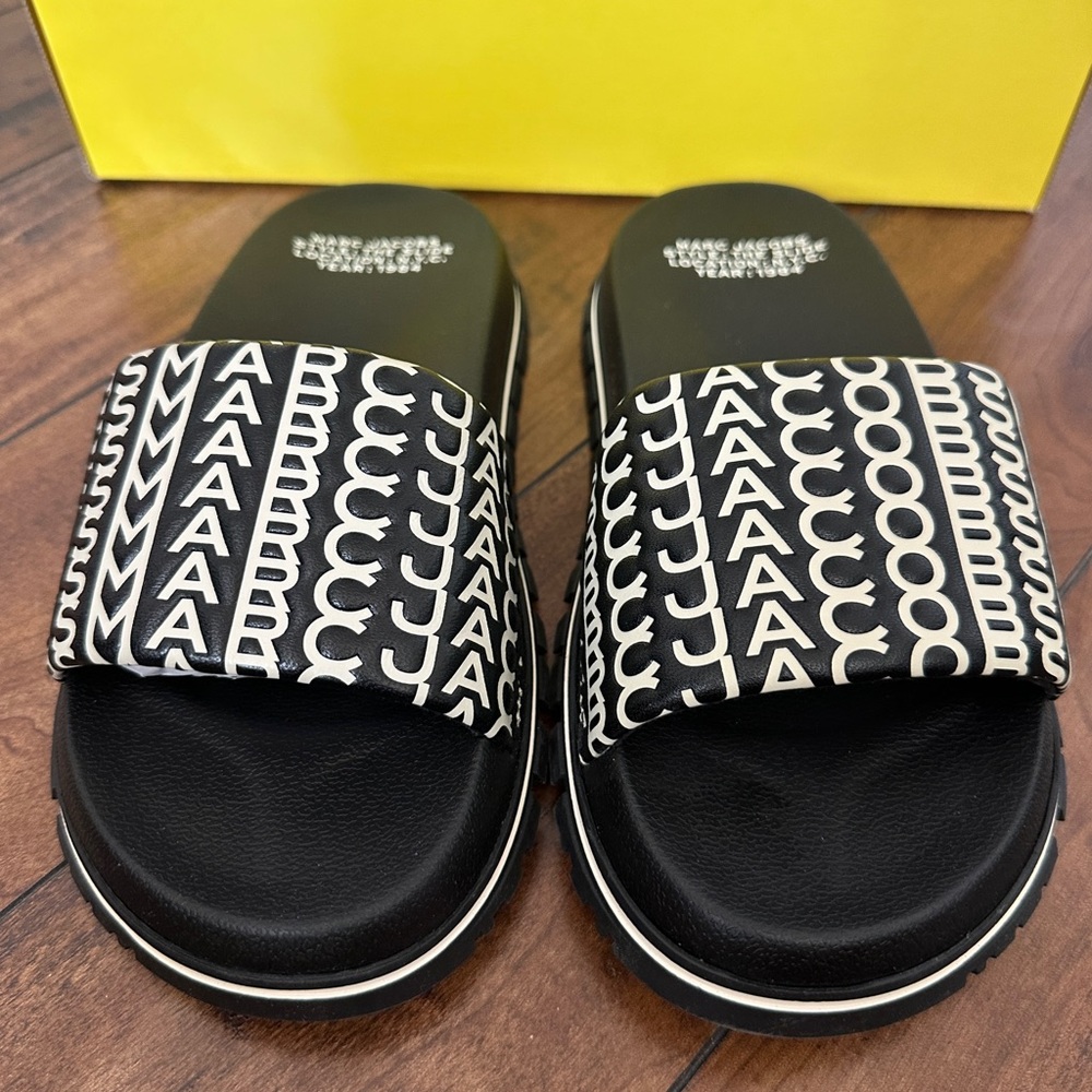 Marc Jacobs The Slide Black and White Slide Sandals 6